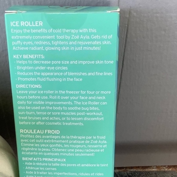 Zoe Ayla Professional Ice Roller For Face and Body Rid Puffy Eyes - Picture 3 of 4